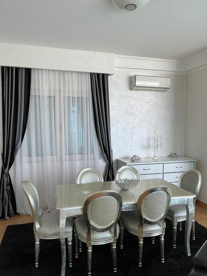 Appartement Apartman Staklena Kula à Budva Extérieur photo